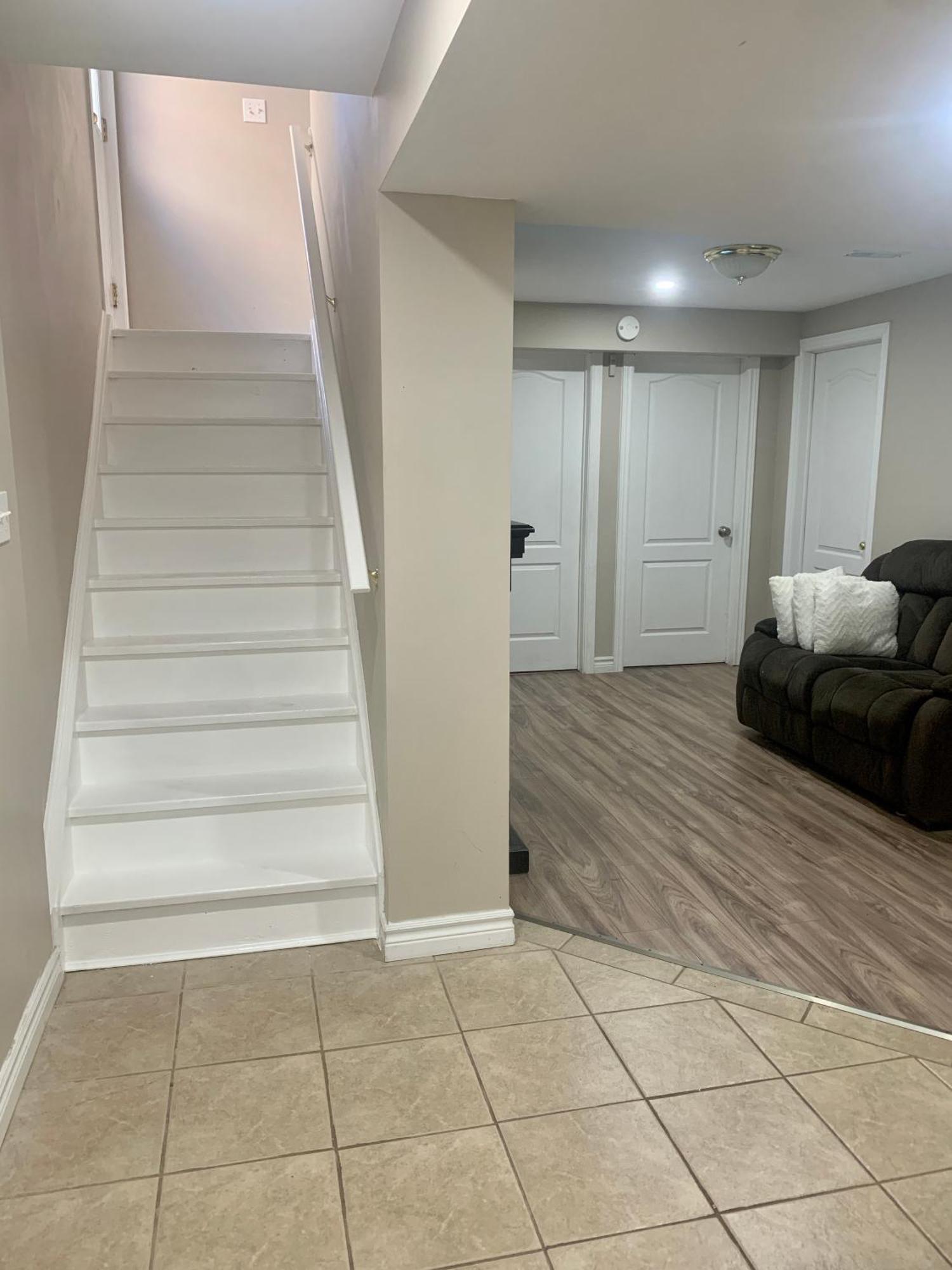 1 Room In A Cozy And Beautiful Basement Guelph Exterior photo